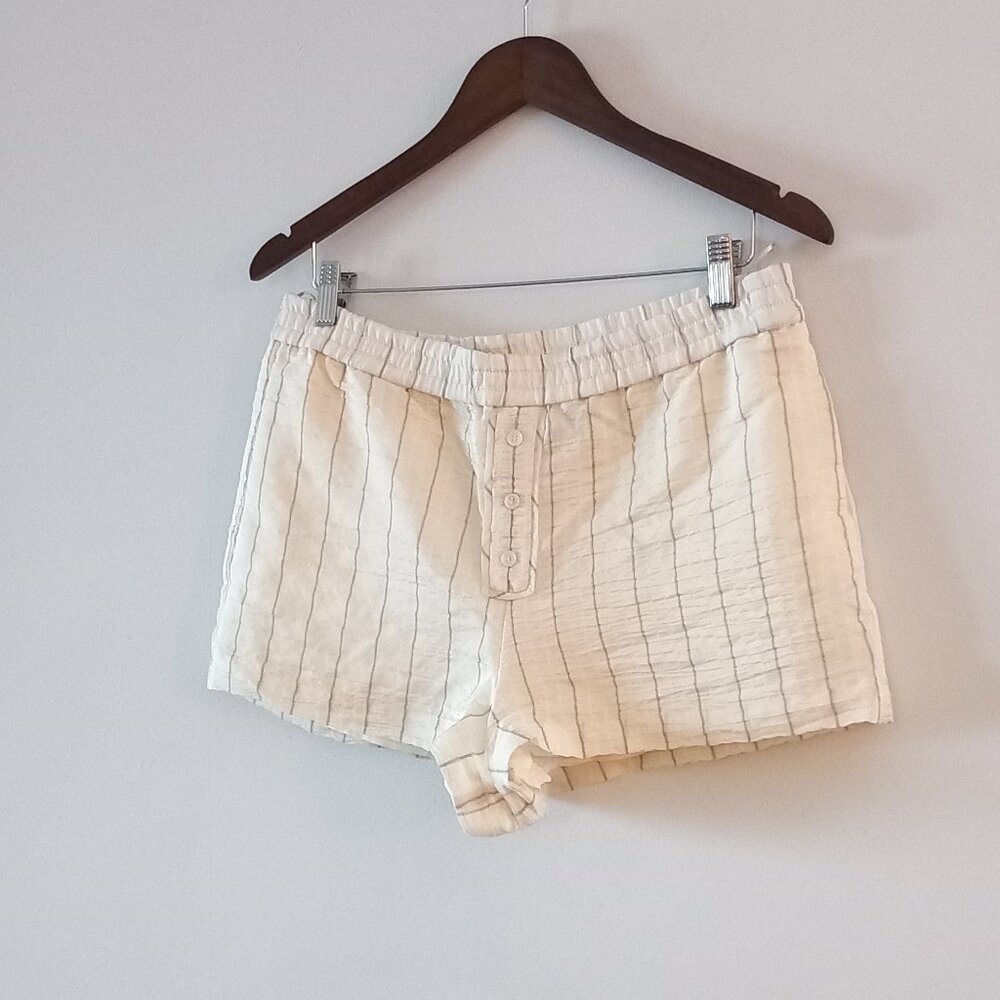 ZARA NWT cream striped shorts - Picture 3 of 10